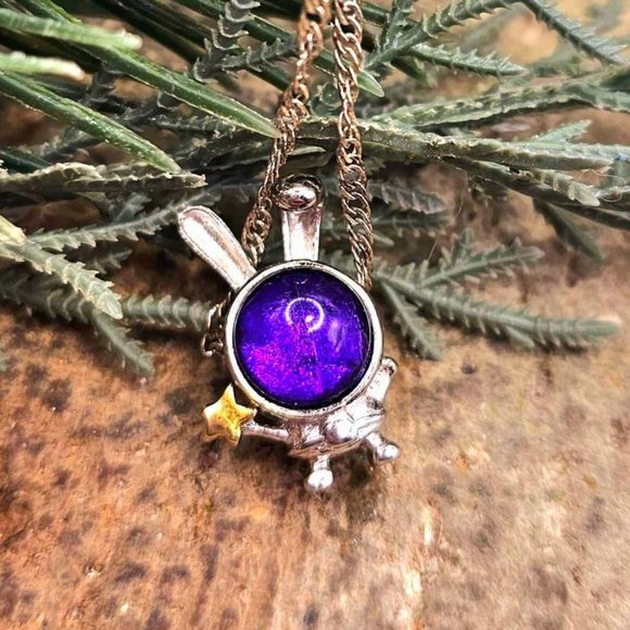 Genuine Nature Purple Meteorite Bunny Astronaut S925 Pendant Necklace - Picture 2 of 10